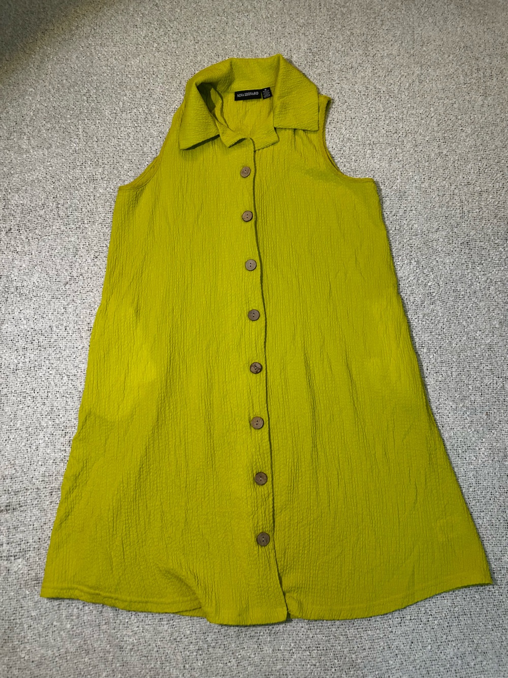 Vintage style Nina Leonard Sleeveless Button-Front Dress in Chartreuse Size M